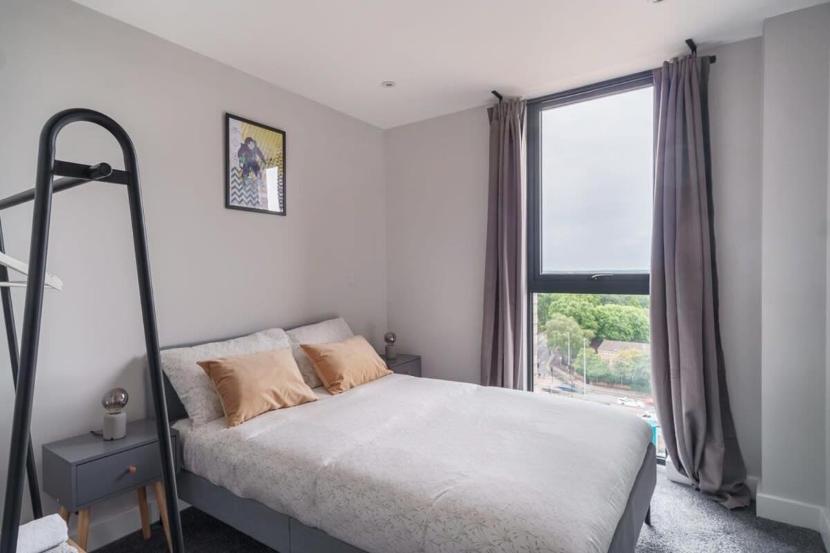 Fantastic 3 Bedroom Manchester Apartment Kültér fotó