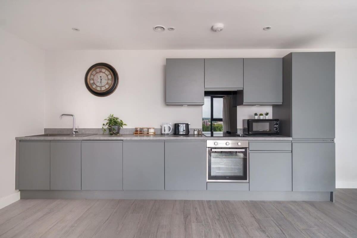 Fantastic 3 Bedroom Manchester Apartment Kültér fotó